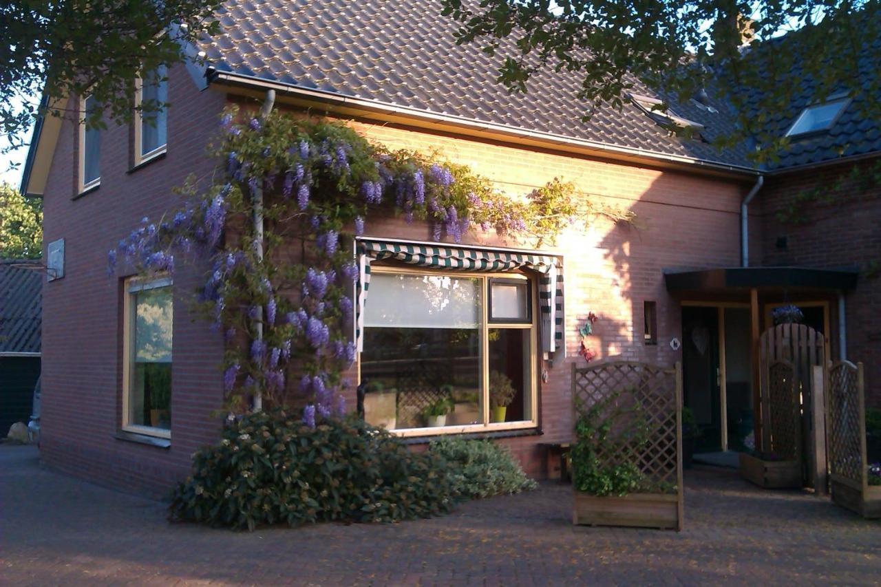 B&B De Vlinder Hardenberg Bagian luar foto